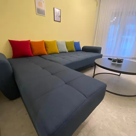3rd Floor B Microapartment كافالا